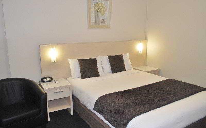 Ashfield Philip Lodge Motel Сидней Экстерьер фото